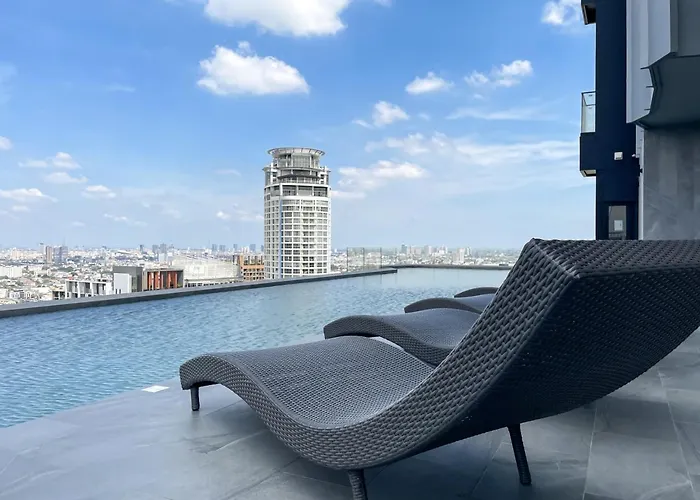 Apartamento 250m Bts L Duplex Unit L Rooftop Pool L Sontana Bangkok